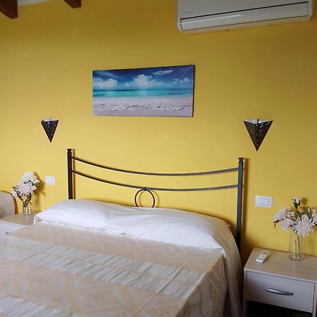 Gli Olivastri Con Piscina,Solarium, Vista Mare ,Sole -Mare E Tanta Natura ,Climatizzatore,Wifi Aglientu Exterior foto